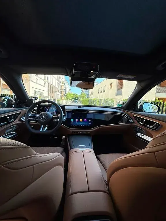Gebraucht Mercedes E200 Advanced 204 PS (150 kW) 2025 Schwarz Limousine