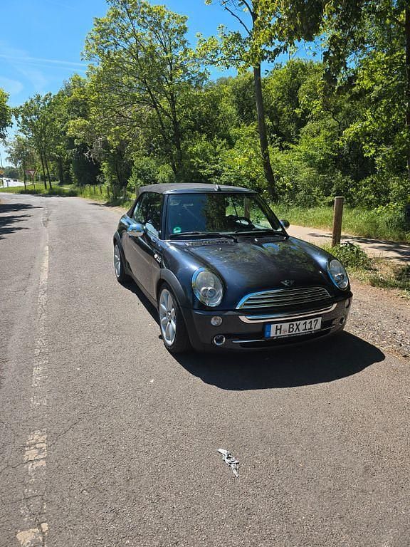 Schwarz Gebraucht 2006 Mini Cooper Cabriolet Cabrio | 3.850 € (Fairer Preis) - Bild 1/4