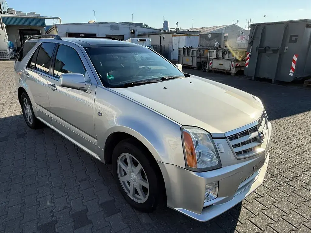 Gebraucht Cadillac SRX 257 PS (189 kW) 2010 Silber SUV