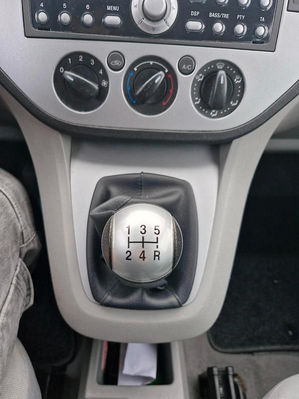 Gebraucht Ford Focus 127 PS (93 kW) 2006 Andere farben Kombi