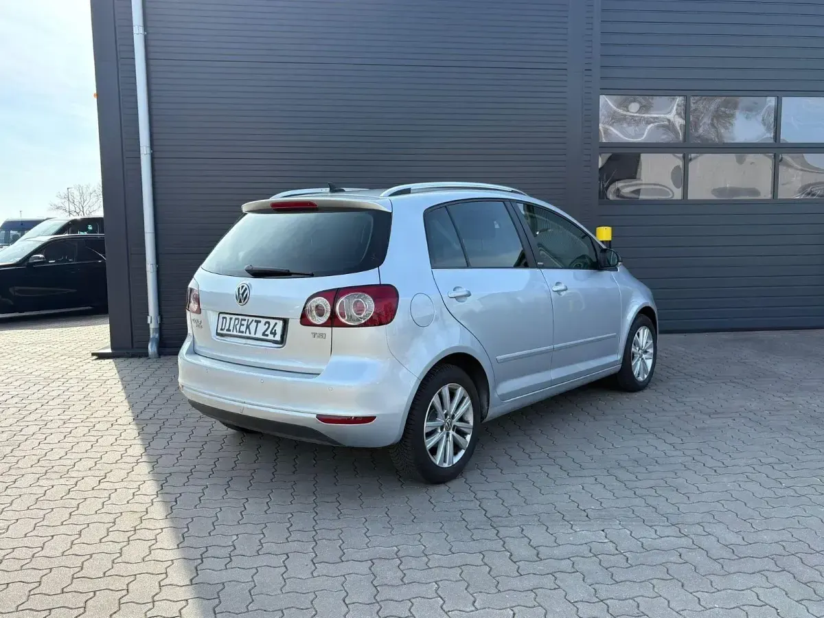 Gebraucht VW Golf VI Style 86 PS (63 kW) 2011 Silber Kleinwagen