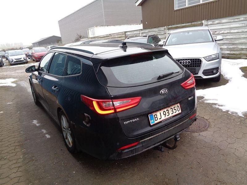 Gebraucht Kia Optima Edition 7 141 PS (103 kW) 2017 Schwarz Kombi