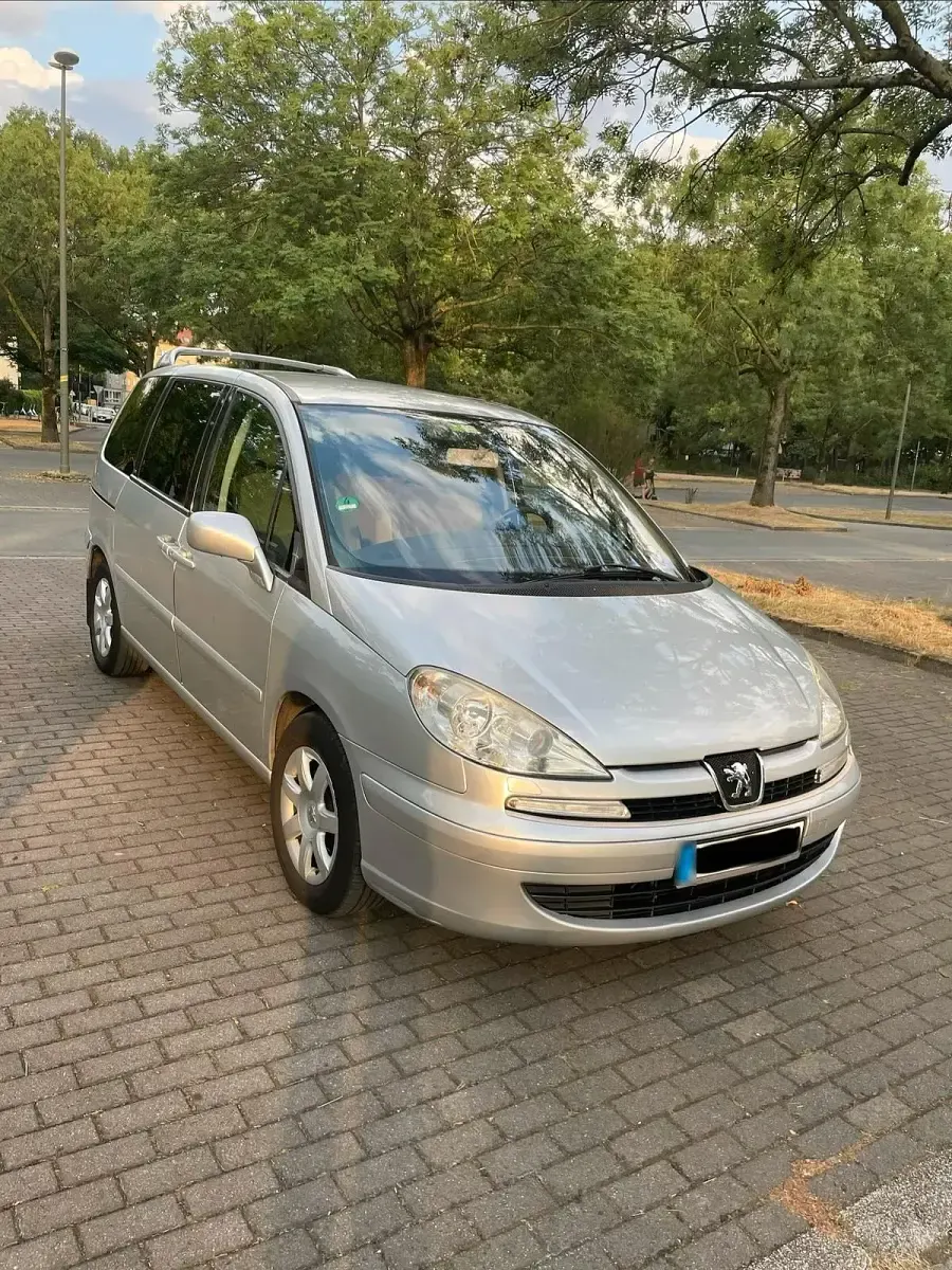 Gebraucht Peugeot 807 136 PS (100 kW) 2006 Grau Van / Kleinbus