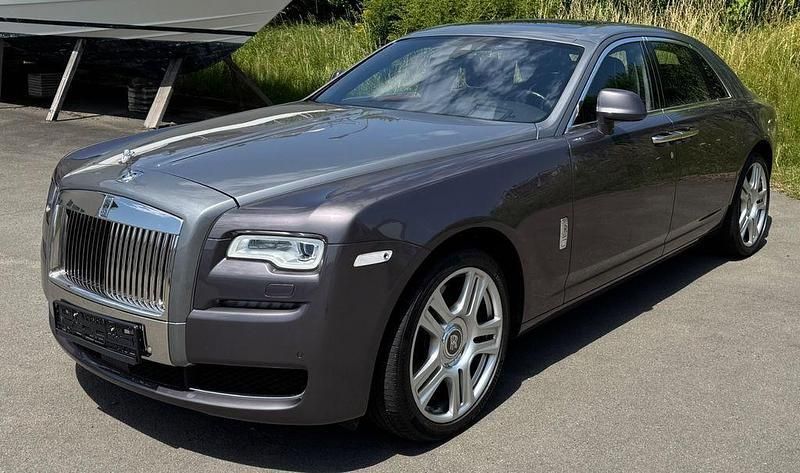 Braun Gebraucht 2016 Rolls Royce Ghost Limousine | 139.900 € - Bild 1/4