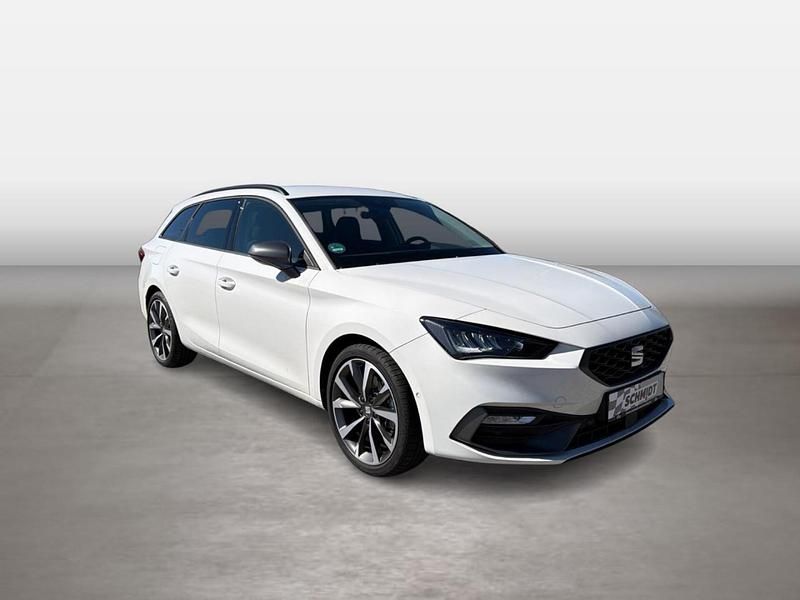 Gebraucht Seat Leon FR 150 PS (110 kW) 2022 Weiß Limousine