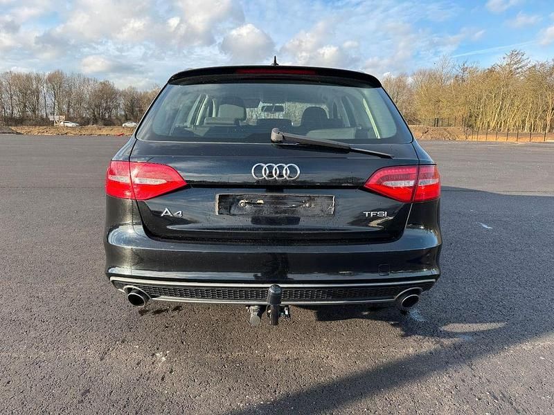 Gebraucht Audi A4 Attraction 170 PS (125 kW) 2013 Schwarz Kombi