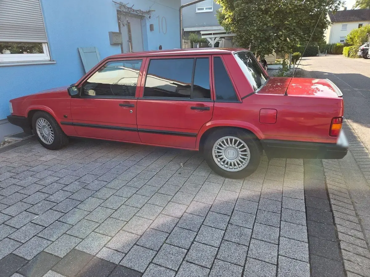 Gebraucht Volvo 740 SE 116 PS (85 kW) 1992 Rot Limousine