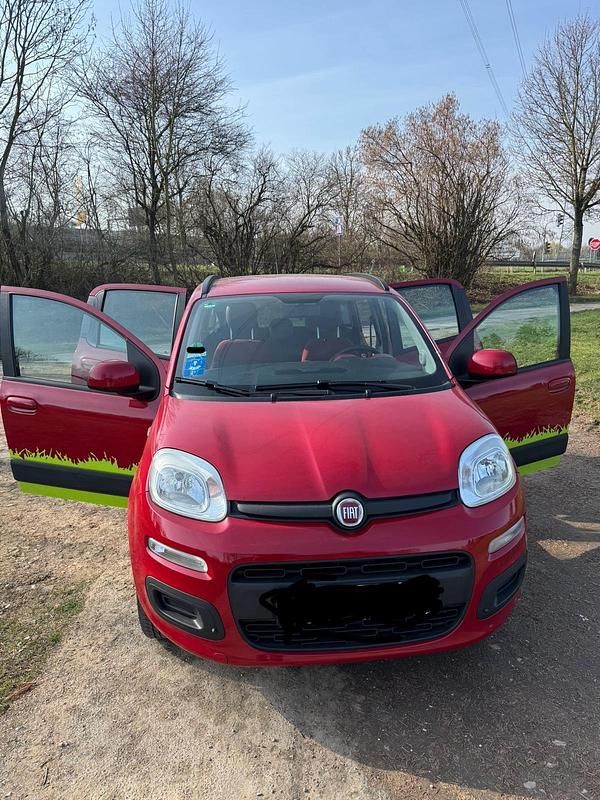 Gebraucht Fiat Panda 68 PS (50 kW) 2014 Rot Kleinwagen