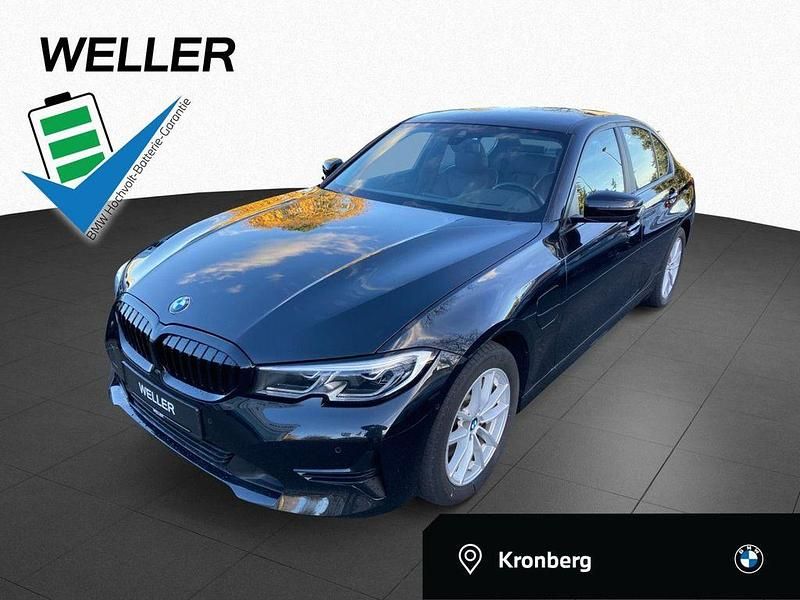 Black sapphire (schwarz) Gebraucht 2020 BMW 330e Advantage Limousine | 26.290 € (Fairer Preis) - Bild 1/4