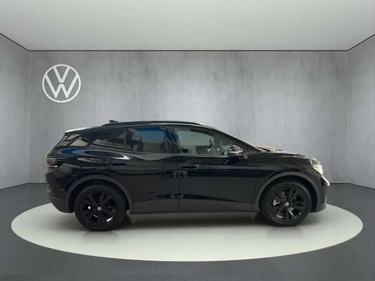 Neu VW ID.4 Black Edition 219 kW (299 PS) 2026 Schwarz SUV