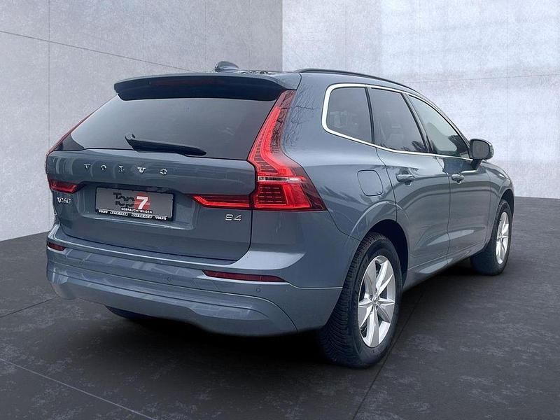 Gebraucht Volvo XC60 Core 197 PS (144 kW) 2025 Grau SUV