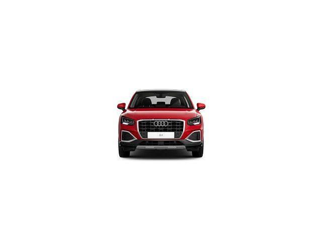 Gebraucht Audi Q2 Advanced Plus 116 PS (85 kW) 2022 Tangorot metallic SUV