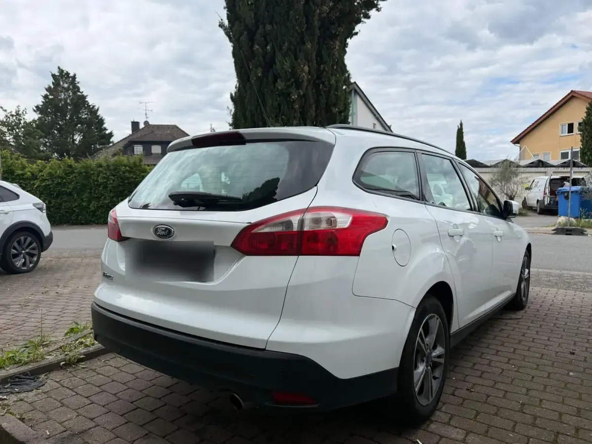 Brugt Ford Focus 140 HK (102 kW) 2013 Hvid Stationcar