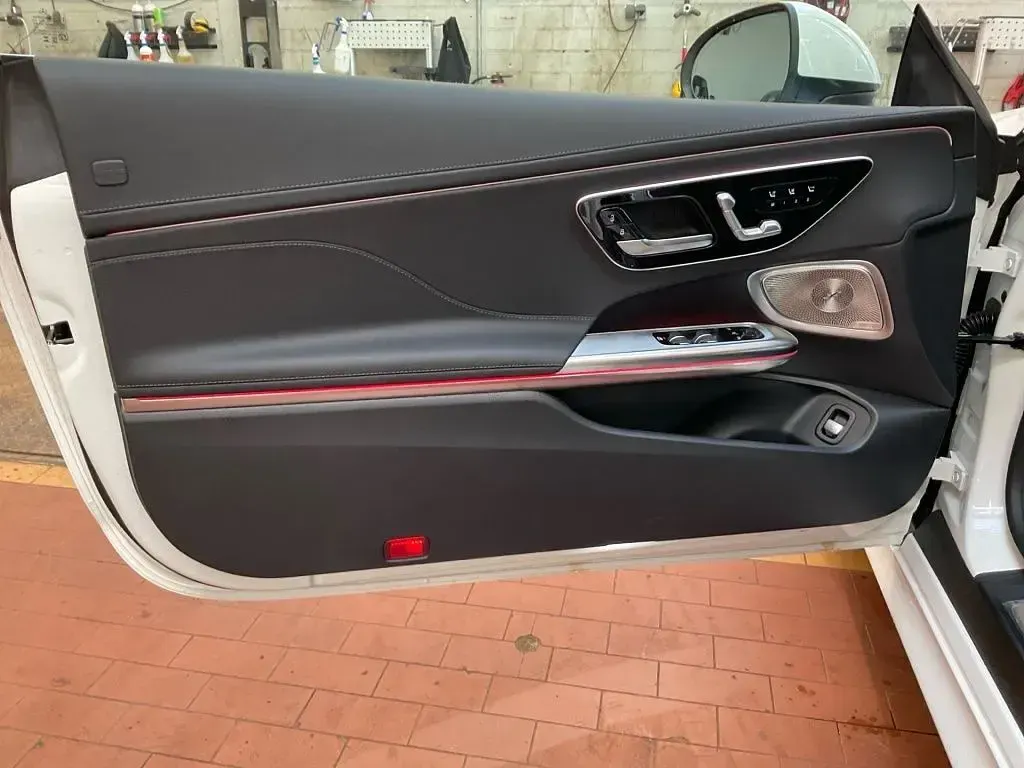 Gebraucht Mercedes CLE450 AMG 381 PS (280 kW) 2026 Weiß Cabrio