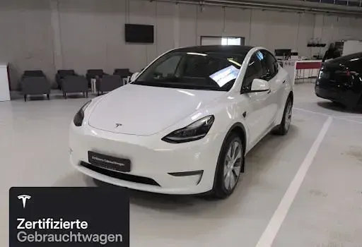 Used Tesla Model Y 273 kW (372 HP) 2023 White SUV