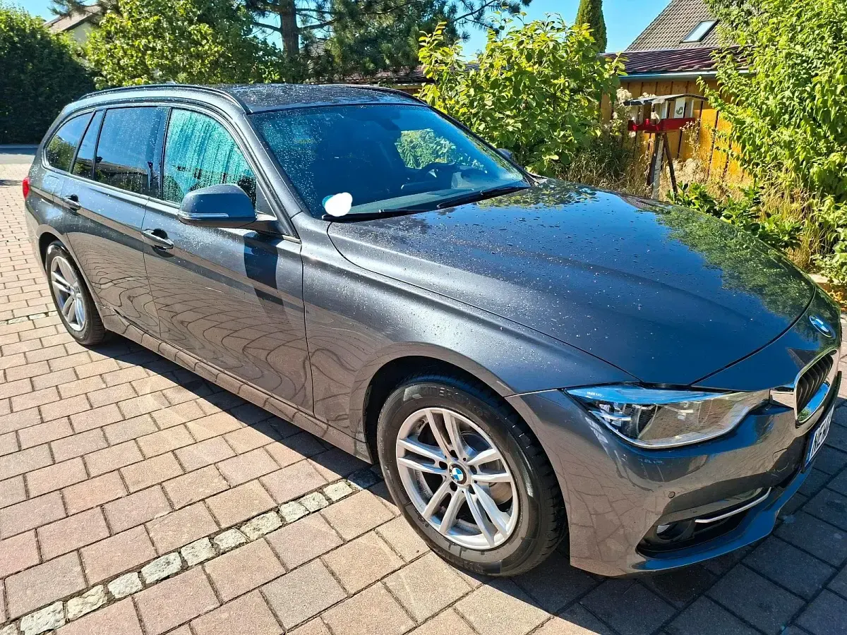 Gebraucht BMW 318 136 PS (100 kW) 2019 Kombi