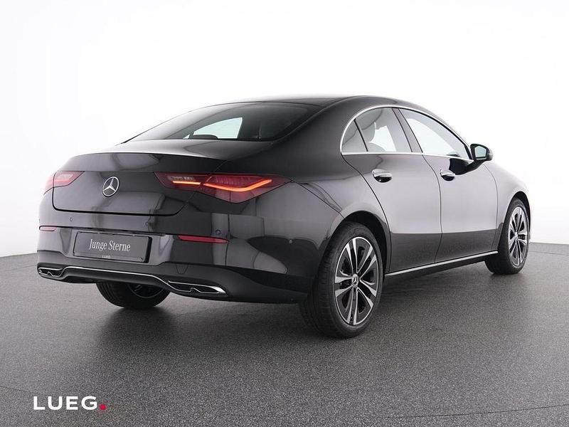 Gebraucht Mercedes CLA180 Progressive 136 PS (100 kW) 2025 Schwarz Limousine