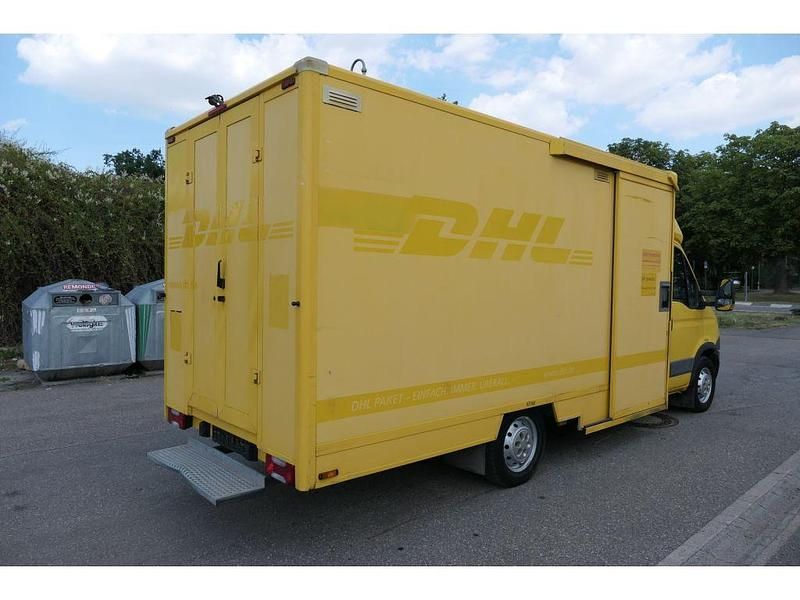 Gebraucht Iveco Daily 106 PS (77 kW) 2012 Gelb (metallic) Van