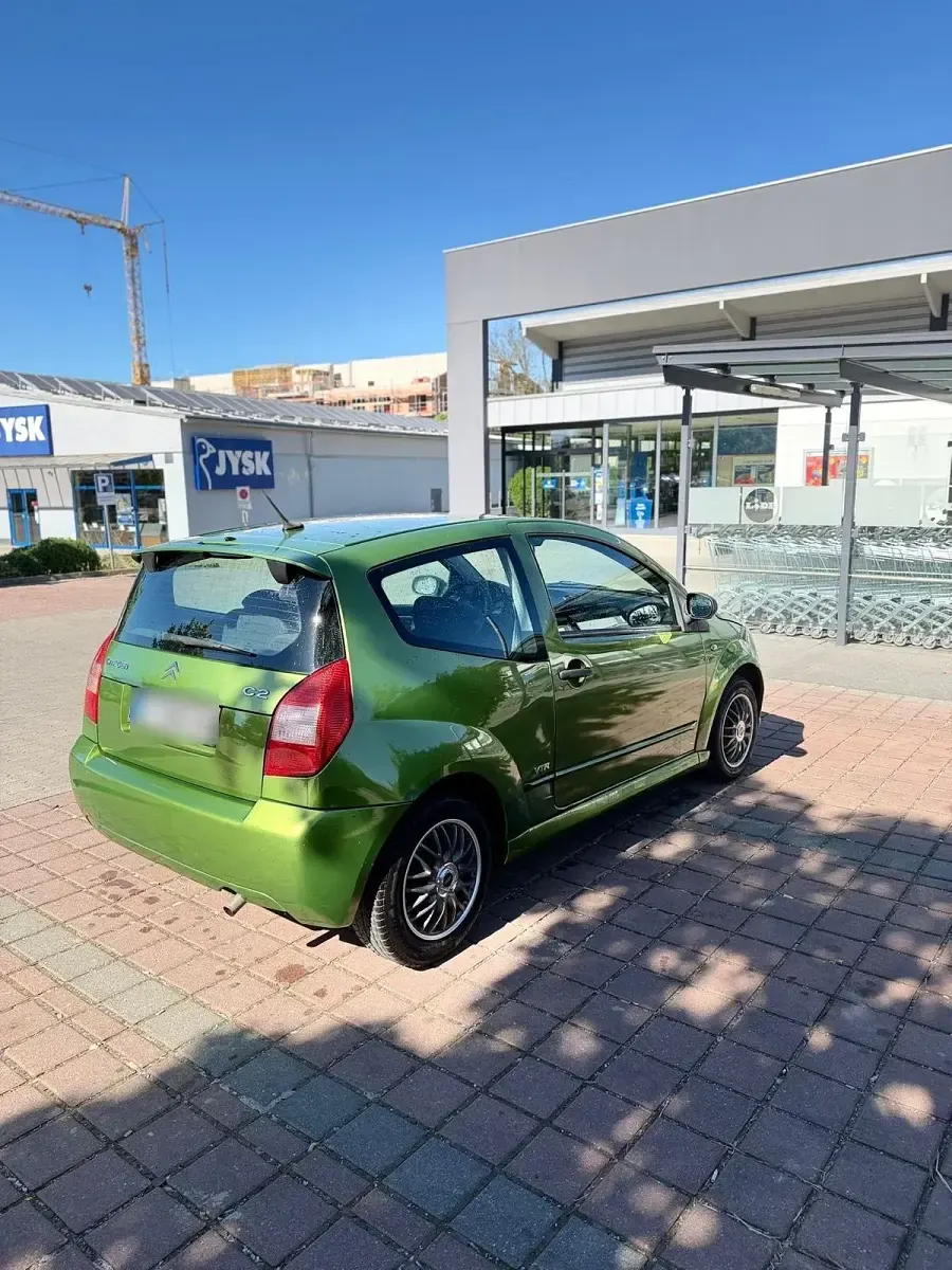 Usata Citroën C2 73 CV (53 kW) 2005 Verde Utilitaria