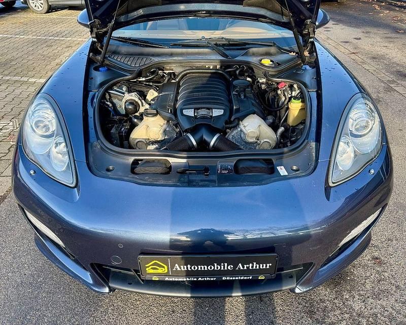 Gebraucht Porsche Panamera 4S 400 PS (294 kW) 2012 Blau Limousine