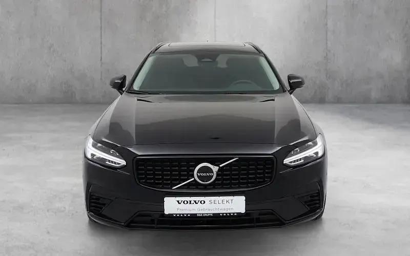 Gebraucht Volvo V90 Plus 455 PS (334 kW) 2025 Schwarz Kombi