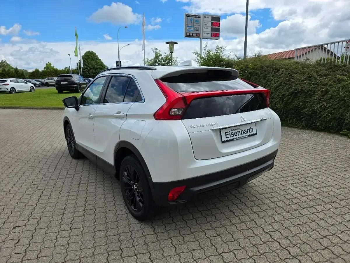 Gebraucht Mitsubishi Eclipse Cross 163 PS (119 kW) 2021 Weiß SUV