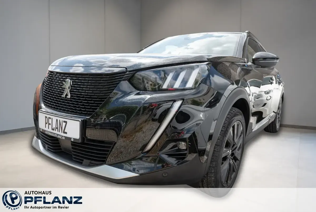 Gebraucht Peugeot e-2008 GT 100 kW (136 PS) 2022 SUV