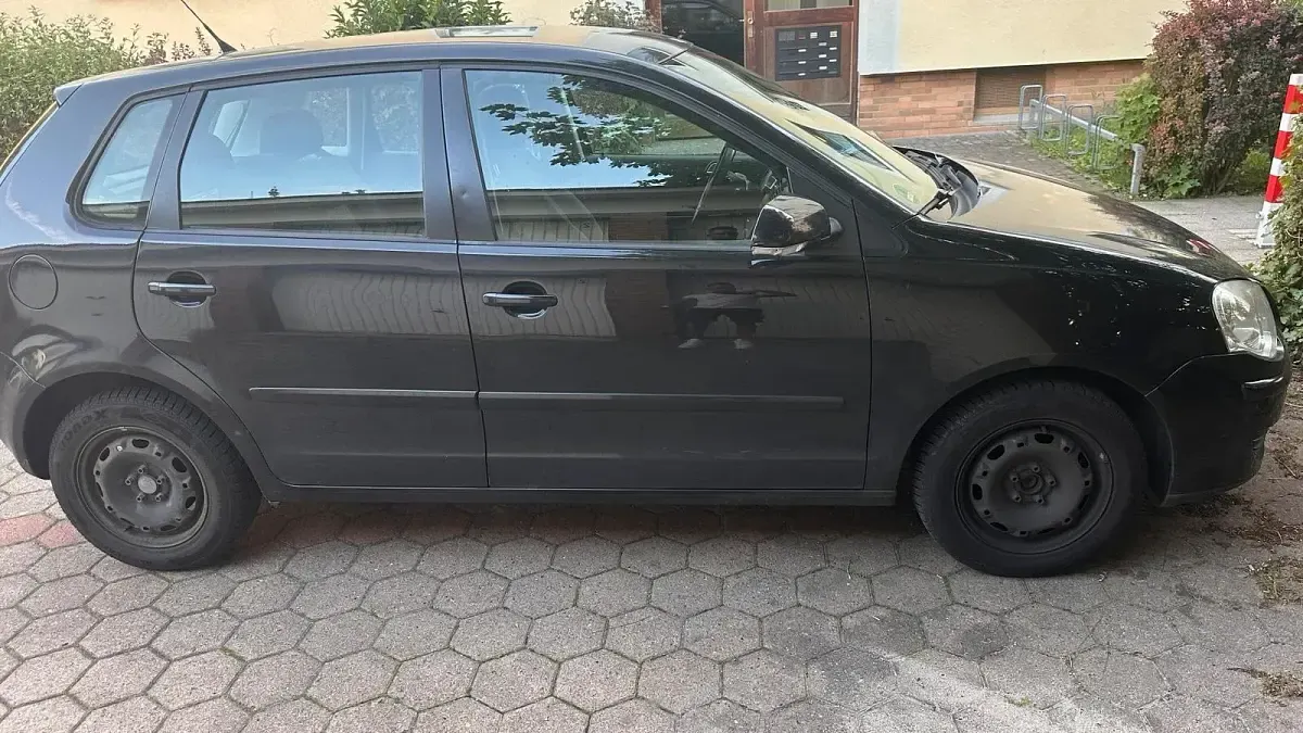 Gebraucht VW Polo 64 PS (47 kW) 2006 Schwarz Kleinwagen