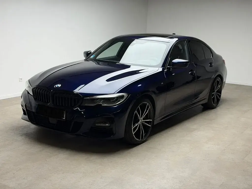 Gebraucht BMW 330 M Sport 265 PS (194 kW) 2019 Blau Limousine