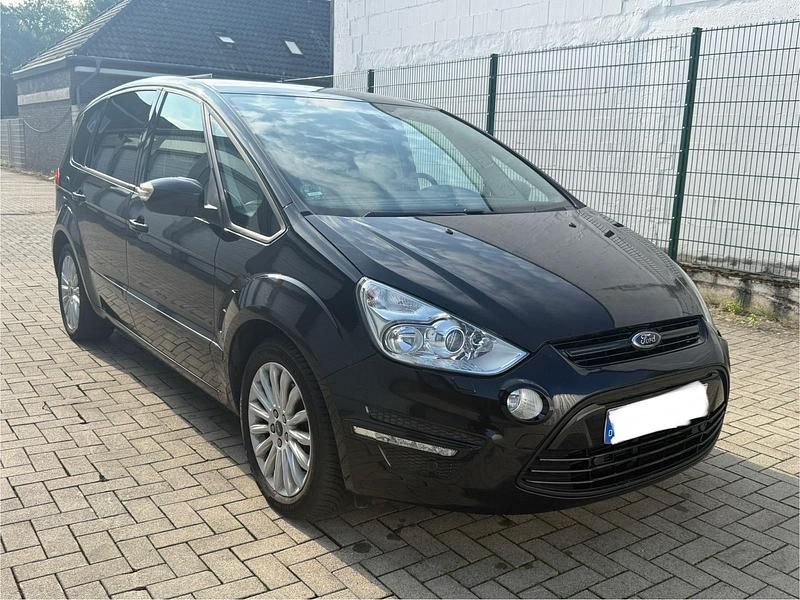 Schwarz Gebraucht 2015 Ford S-MAX S Van / Kleinbus | 6.800 € (Etwas zu teuer) - Bild 1/4