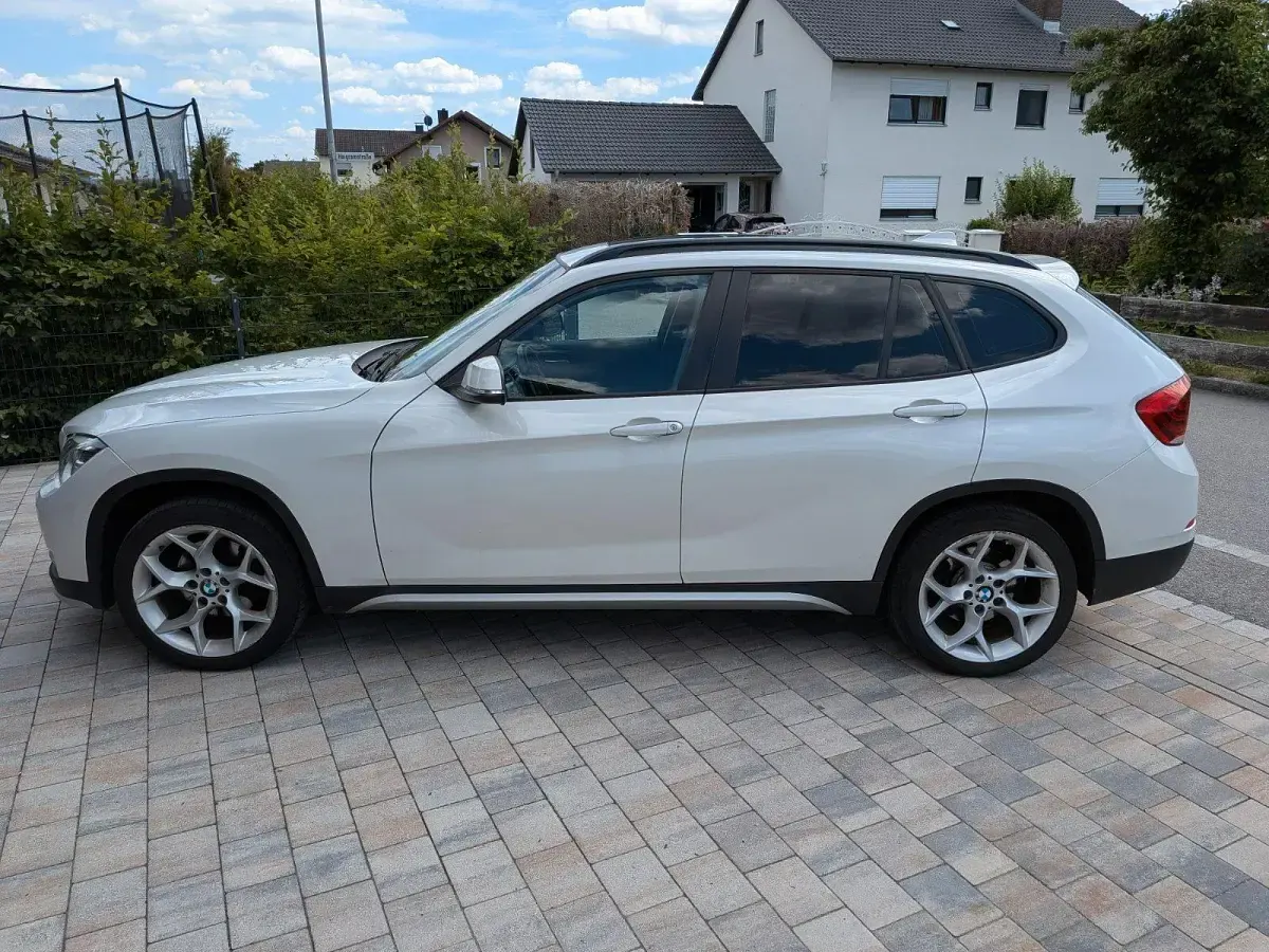 Gebraucht BMW X1 180 PS (132 kW) 2014 Weiß SUV