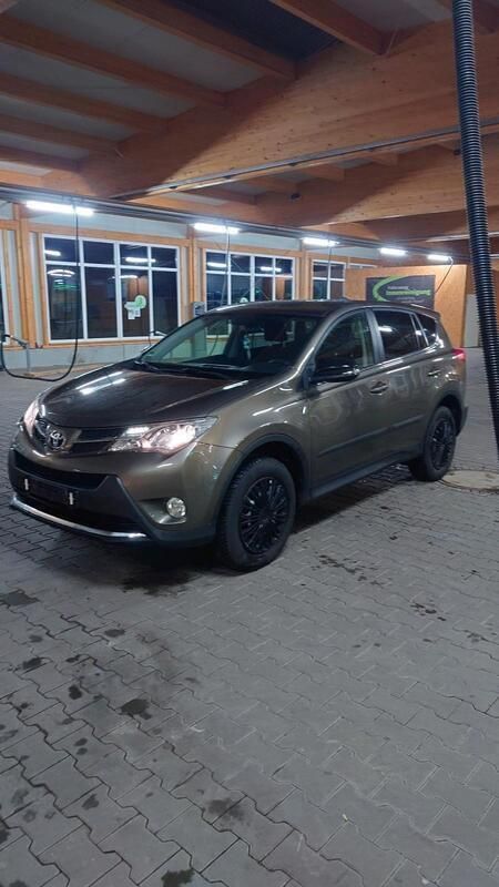Braun Gebraucht 2013 Toyota RAV4 SUV | 11.500 € (Fairer Preis) - Bild 1/4