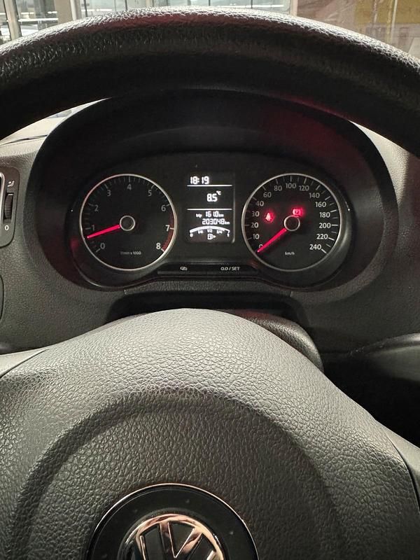 Gebraucht VW Polo 105 PS (77 kW) 2012 Grau Kleinwagen