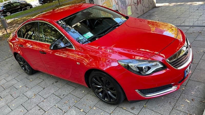 Rot Gebraucht 2016 Opel Insignia Limousine | 7.000 € (Fairer Preis) - Bild 1/4