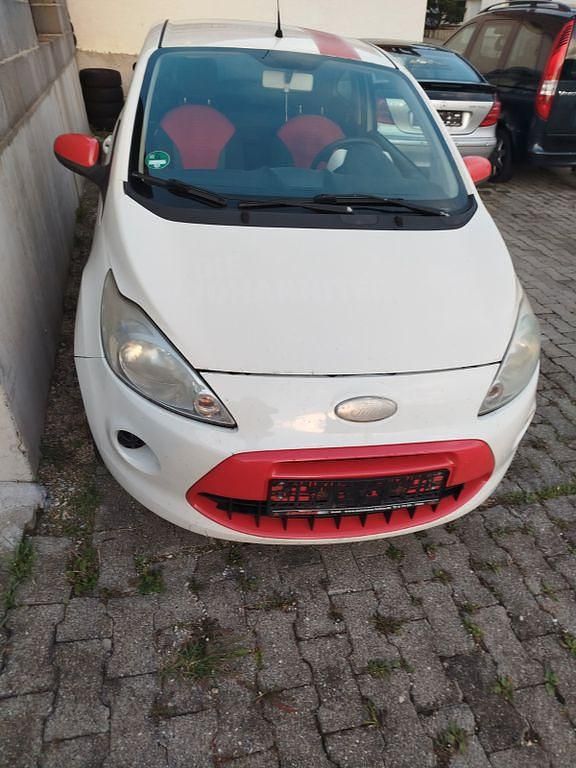 Weiß Gebraucht 2009 Ford Ka Trend Kleinwagen | 1.600 € (Fairer Preis) - Bild 1/4