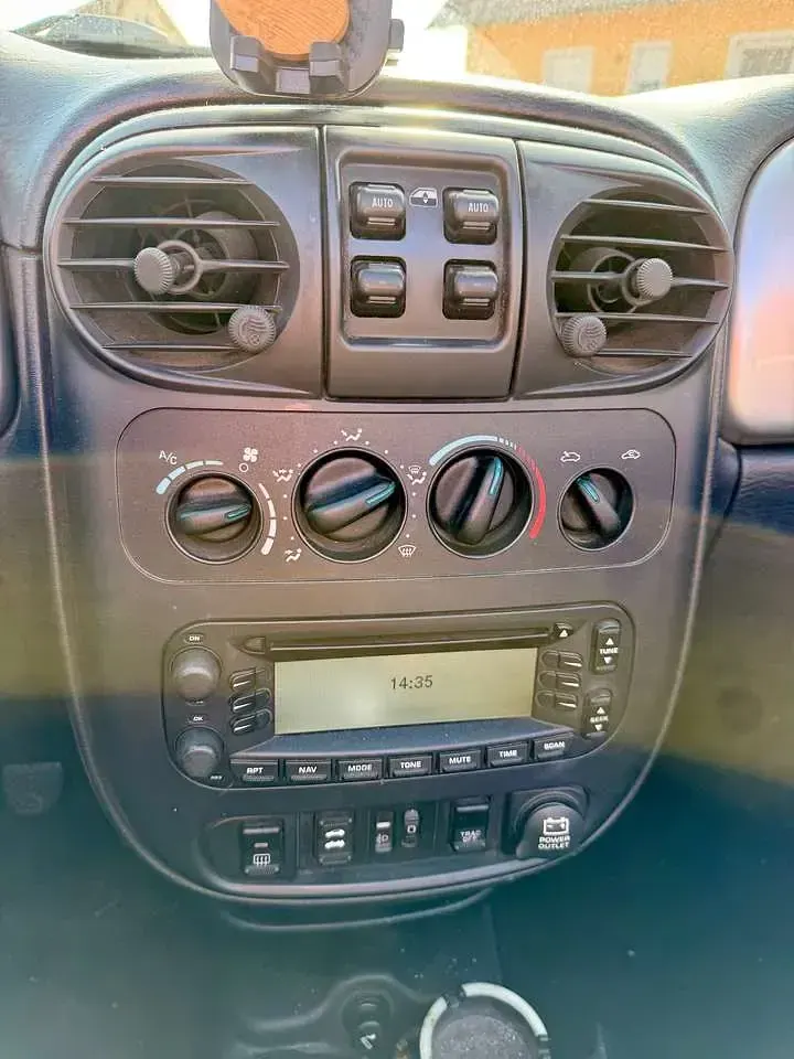 Gebraucht Chrysler PT Cruiser 223 PS (164 kW) 2004 Schwarz Cabrio