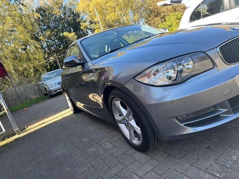 Gebraucht BMW 120 Coupé 177 PS (130 kW) 2010 Grau Coupé
