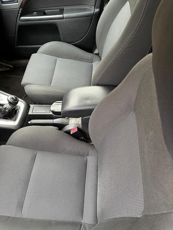 Gebraucht Ford Mondeo 130 PS (95 kW) 2006 Gold Limousine