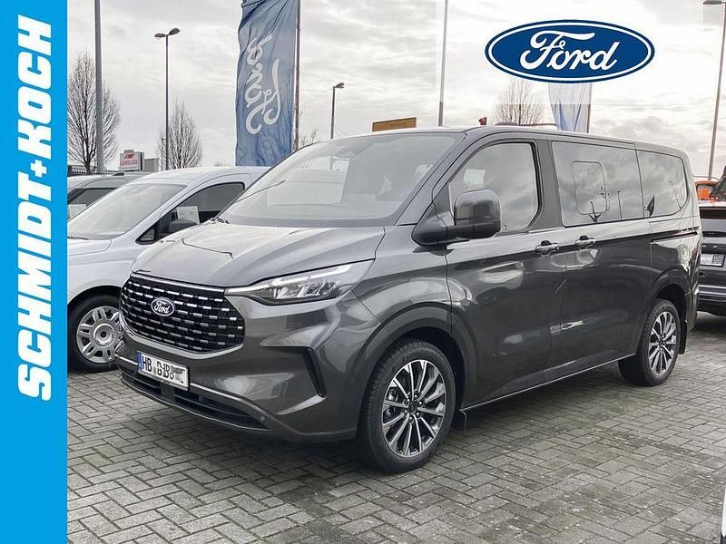 Grau Gebraucht 2025 Ford Tourneo Titanium Van / Kleinbus | 57.950 € - Bild 1/4