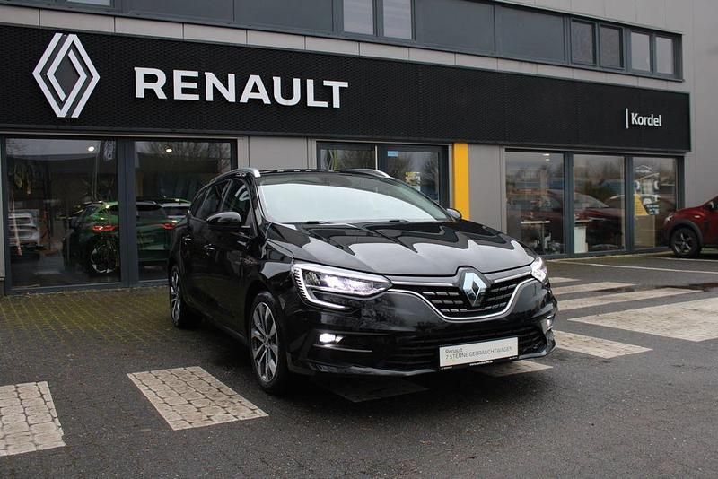 Gebraucht Renault Mégane IV Techno 160 PS (117 kW) 2022 Schwarz Limousine