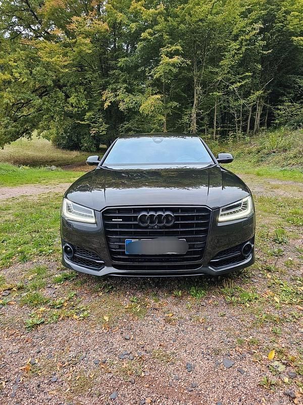 Schwarz Gebraucht 2016 Audi A8 Ambiente Limousine | 49.990 € - Bild 1/4