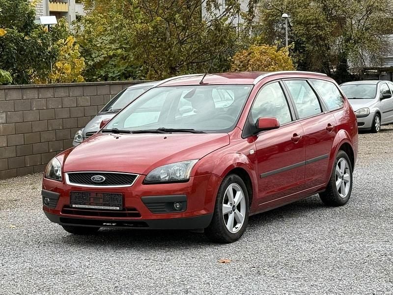 Orange Gebraucht 2006 Ford Focus Sport Kombi | 1.750 € (Guter Preis) - Bild 1/4