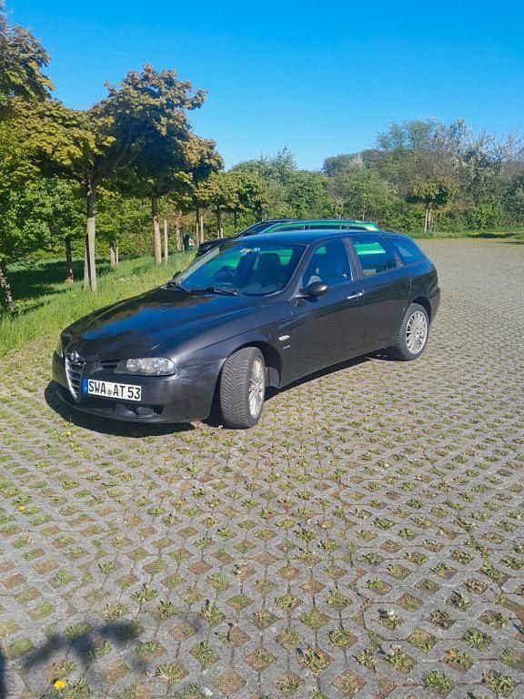 Schwarz Gebraucht 2005 Alfa Romeo 156 Progression Kombi | 3.800 € - Bild 1/4