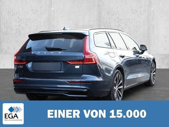 Gebraucht Volvo V60 Plus 398 PS (292 kW) 2022 Metallic Kombi
