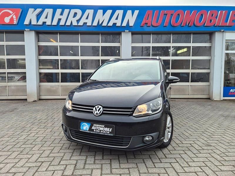 Gebraucht VW Touran Style 105 PS (77 kW) 2012 Schwarz Van / Kleinbus