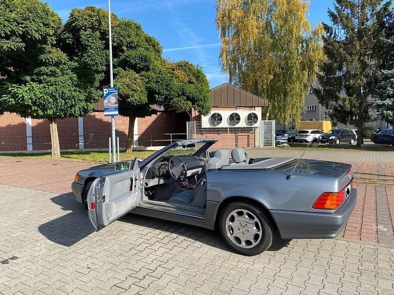 Usata Mercedes SL300 231 CV (169 kW) 1993 Grigio Cabrio