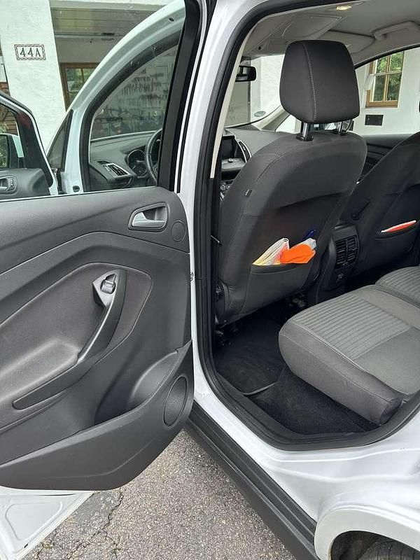 Gebraucht Ford C-MAX Titanium 150 PS (110 kW) 2016 Weiß Van / Kleinbus