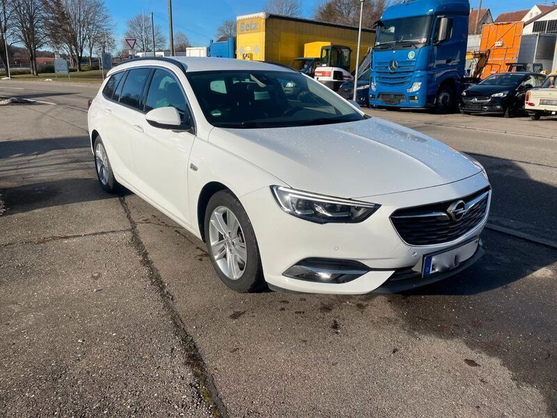 Gebraucht Opel Insignia Business Edition 170 PS (125 kW) 2020 Weiß Kombi