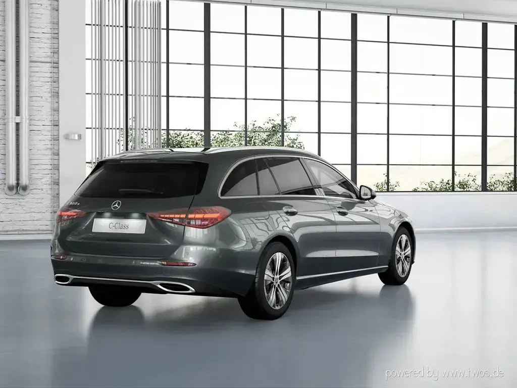 Gebraucht Mercedes C300e Avantgarde 313 PS (230 kW) 2024 Grau Limousine
