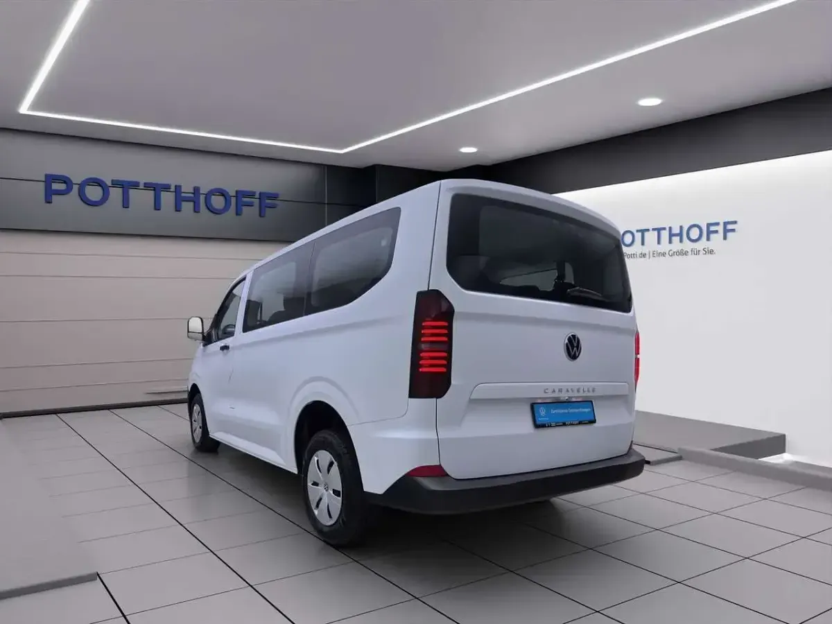Neu VW Caravelle 110 PS (80 kW) 2025 Clear white Van